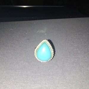 🦋🏵️🦋Turquoise Stone Silver Plated Ring